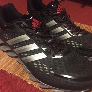 Adidas Men’s Springblade Razor 10.5